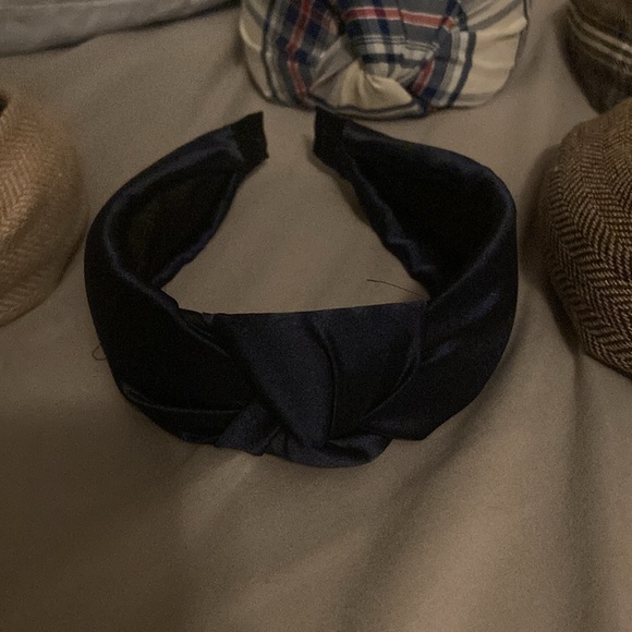 set of five chic headbands - Picture 3 of 6